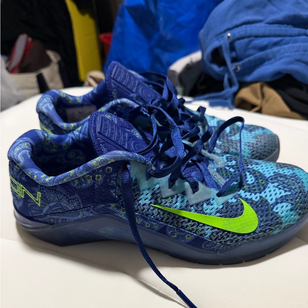 Nike Metcon 6 Blue & Neon Green Patterned Sneakers